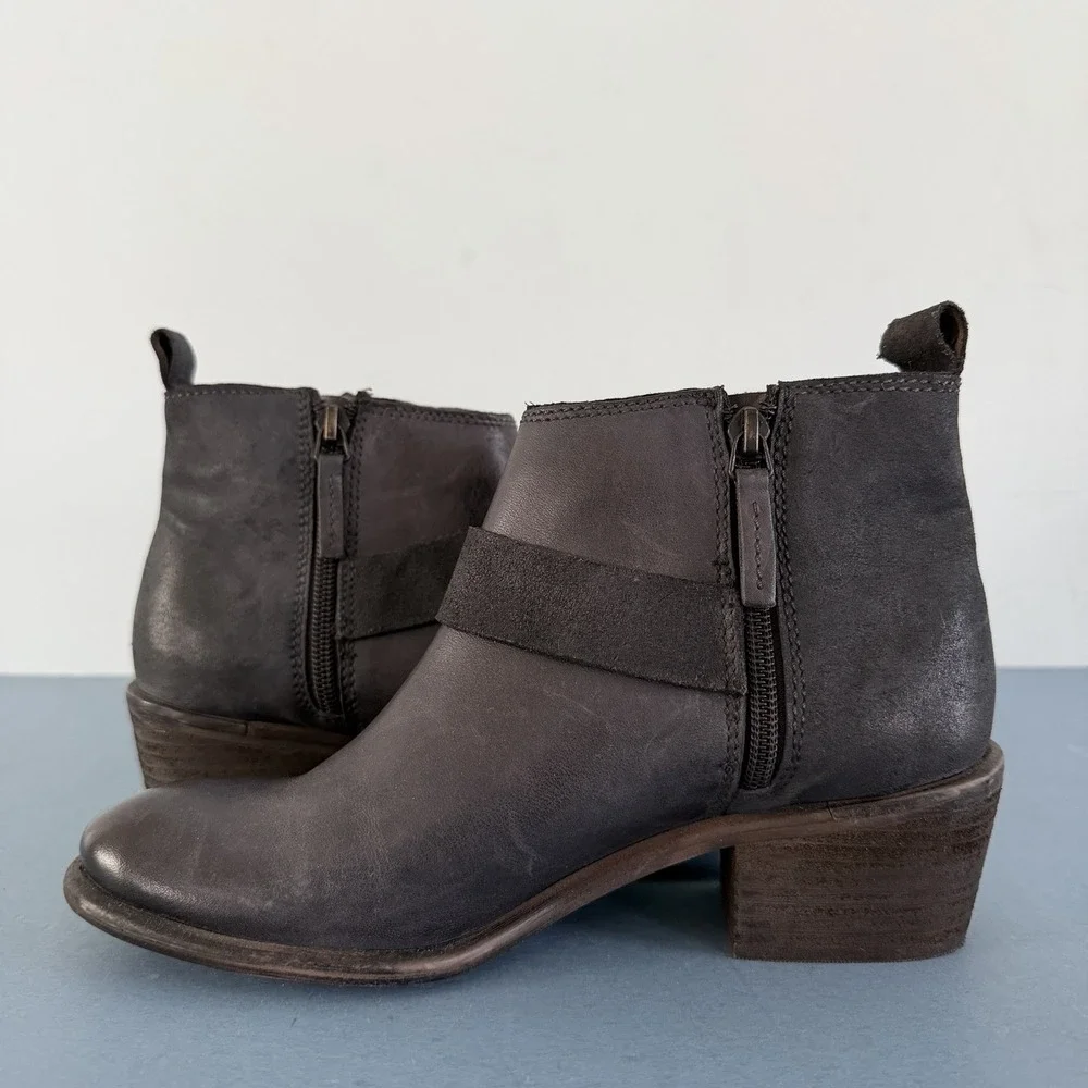 Roan by Bed Stu Liza Black Leather Buckle Western Moto Ankle Boots‎
